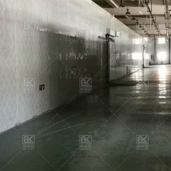 10,000 cubic meters of cold storage